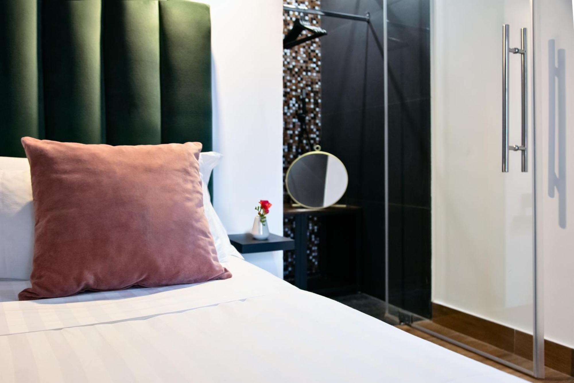 Hotel Toledo Lifestyle Napoli Esterno foto